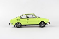 Kovový model Škoda 110R Coupé - pohled zprava