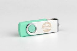 USB flash disk 32GB Muzeum autíček - zelený