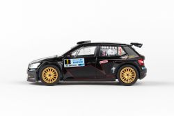 Kovový model auta Škoda Fabia III R5 - pohled z levého boku