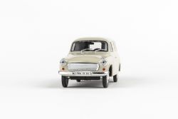 Kovový model Škoda 1202 - pohled zepředu