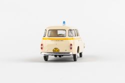 Kovový model Škoda 1202 - pohled zezadu