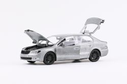 Škoda Superb II (2008) 1:24 - T1