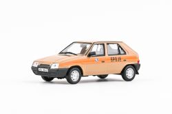Škoda Favorit 136L (1988) 1:43 - Spoje