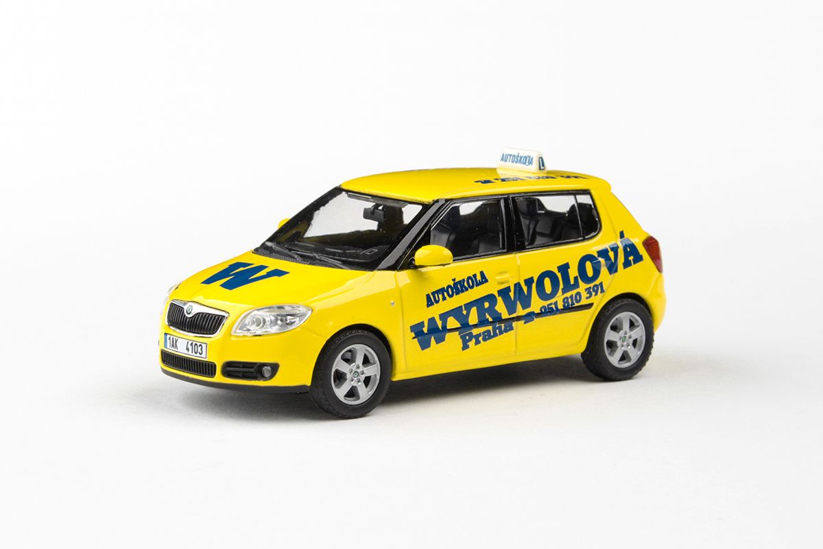 Kovový model Škoda Fabia II - pohled zepředu