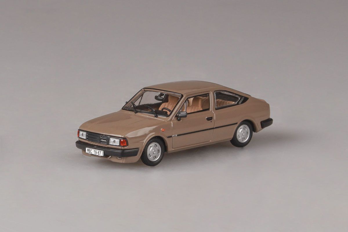 : Kovový model Škoda Rapid 136 - pohled zepředu