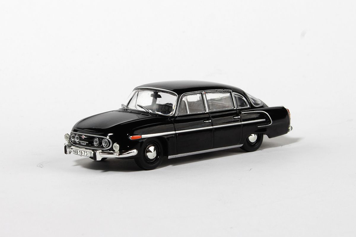 Kovový model Tatra 603 - Černá