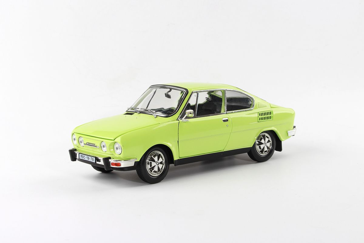 Kovový model Škoda 110R Coupé - pohled zepředu