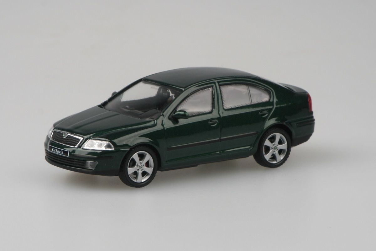 Kovový model Škoda Octavia II - zelená natur metalíza