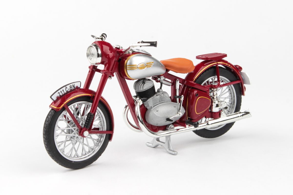 Kovový model Jawa 250 Pérák - pohled zleva