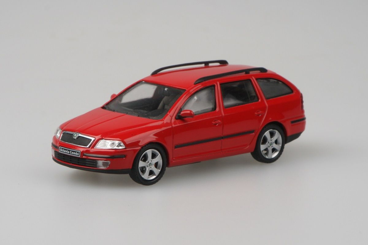 Kovový model Škoda Octavia II Combi - červená corrida uni