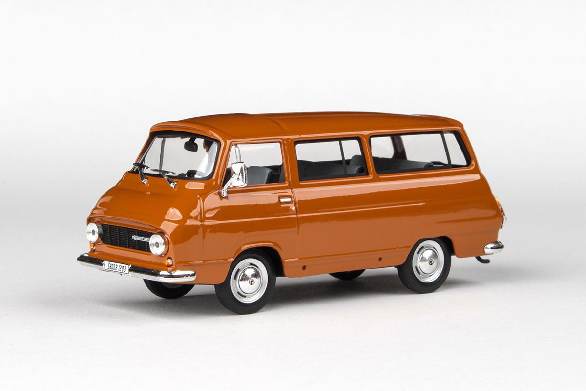 Škoda 1203 (1974) 1:43 - Hnědá Okrová