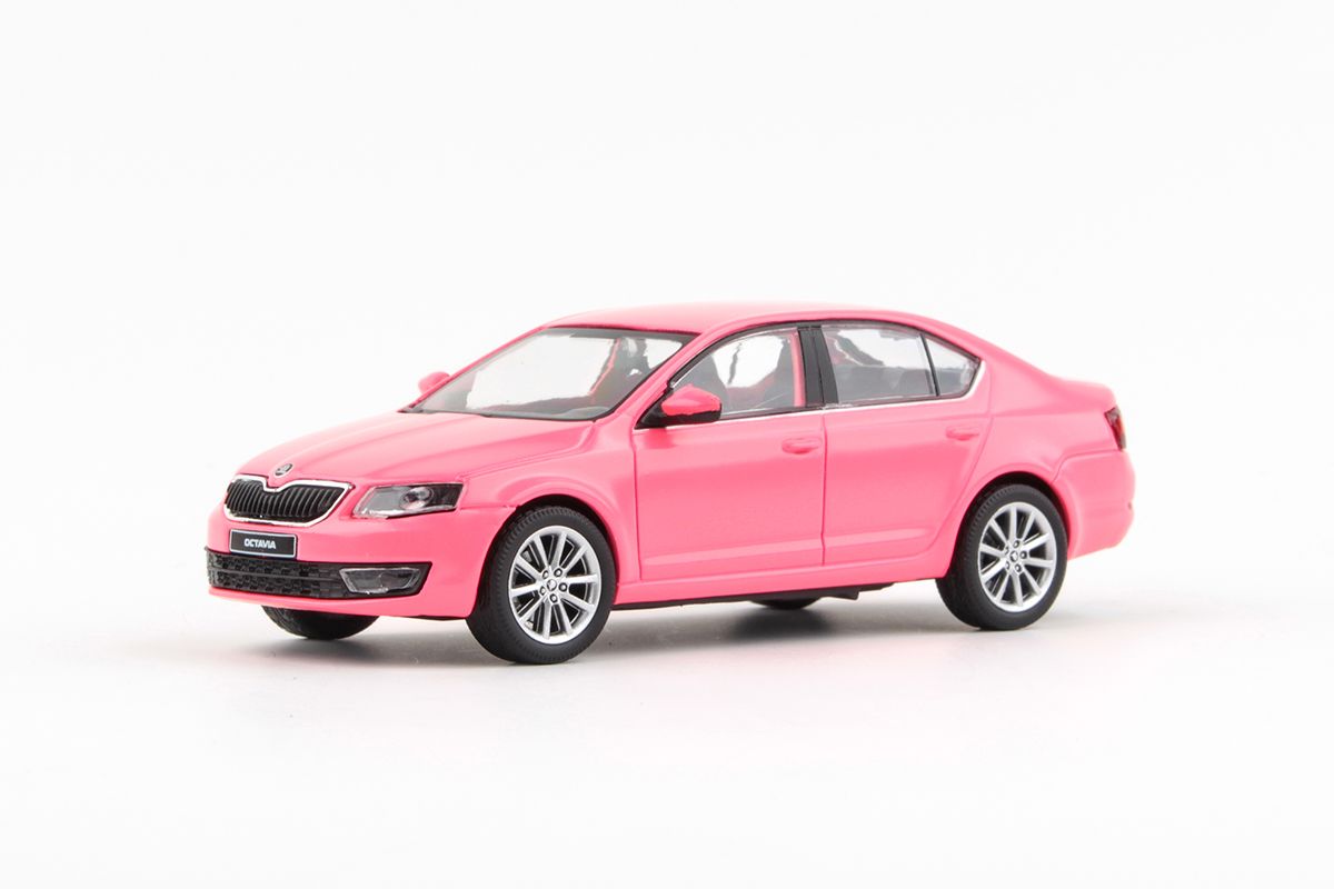 Škoda Octavia III (2012) 1:43 - Růžová