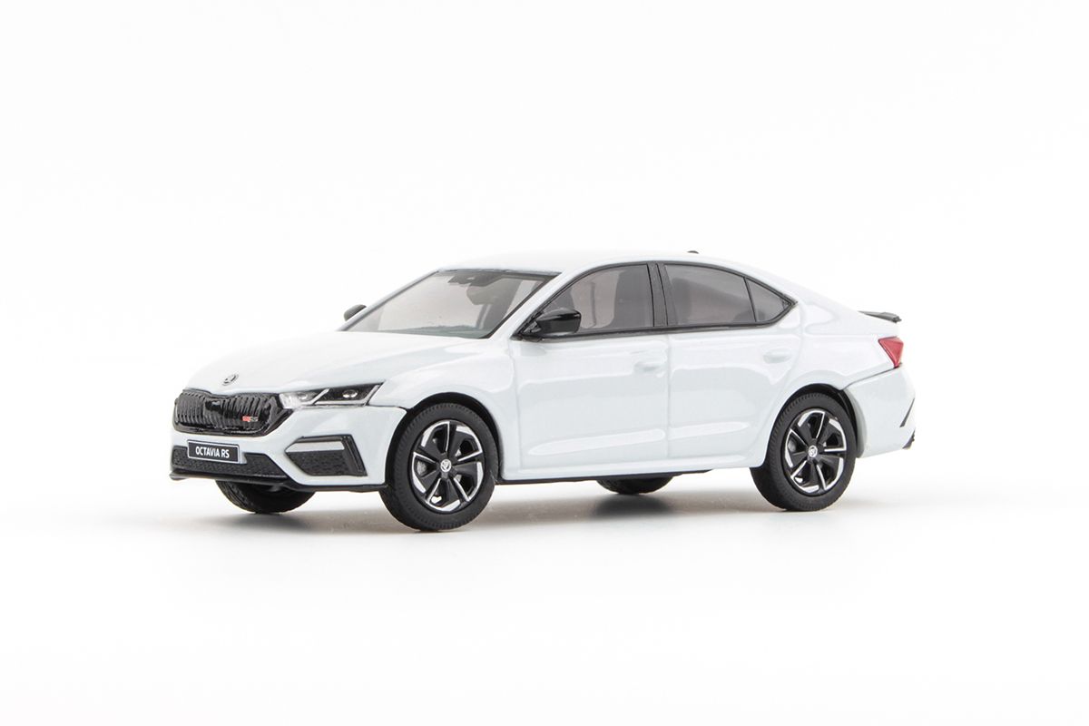 Škoda Octavia IV RS (2020) 1:43 - Bílá Moon Metalíza