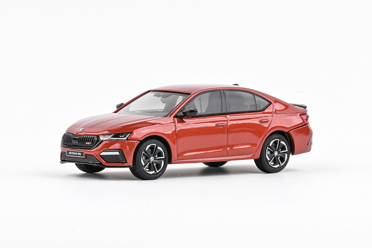 Škoda Octavia IV RS (2020) 1:43 - Červená Cinnamon Metalíza
