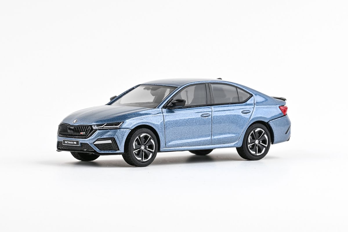 Škoda Octavia IV RS (2020) 1:43 - Šedá Satin Metalíza