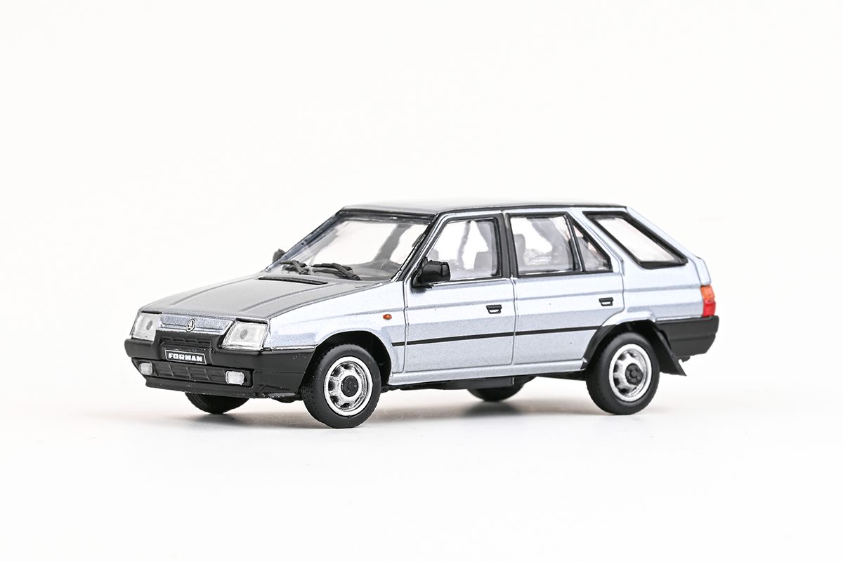 Škoda Forman (1993) 1:43 - Stříbrná Safír Metalíza