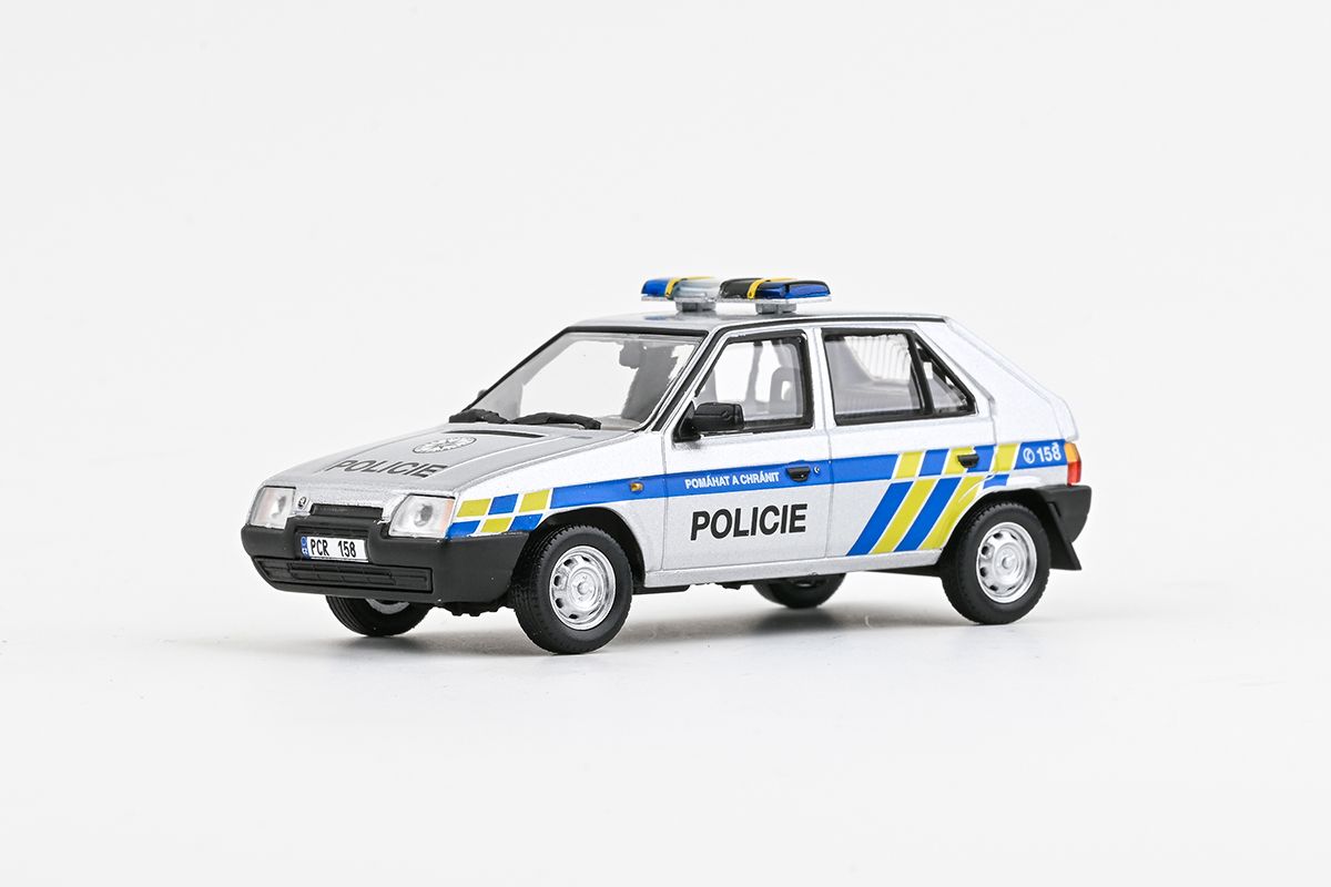 Škoda Favorit 136L (1988) 1:43 - Policie