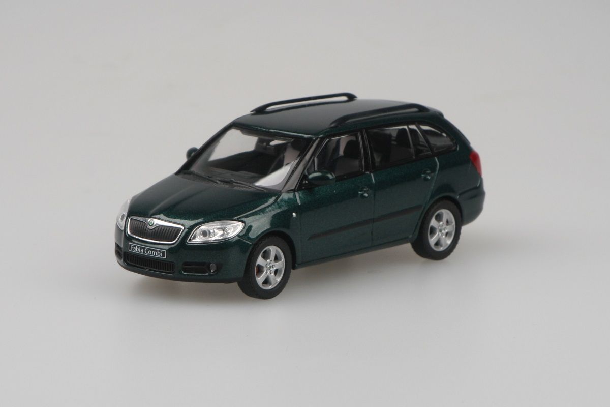 Škoda Fabia II Combi (2007) 1:43 - Zelená Amazonian Metalíza