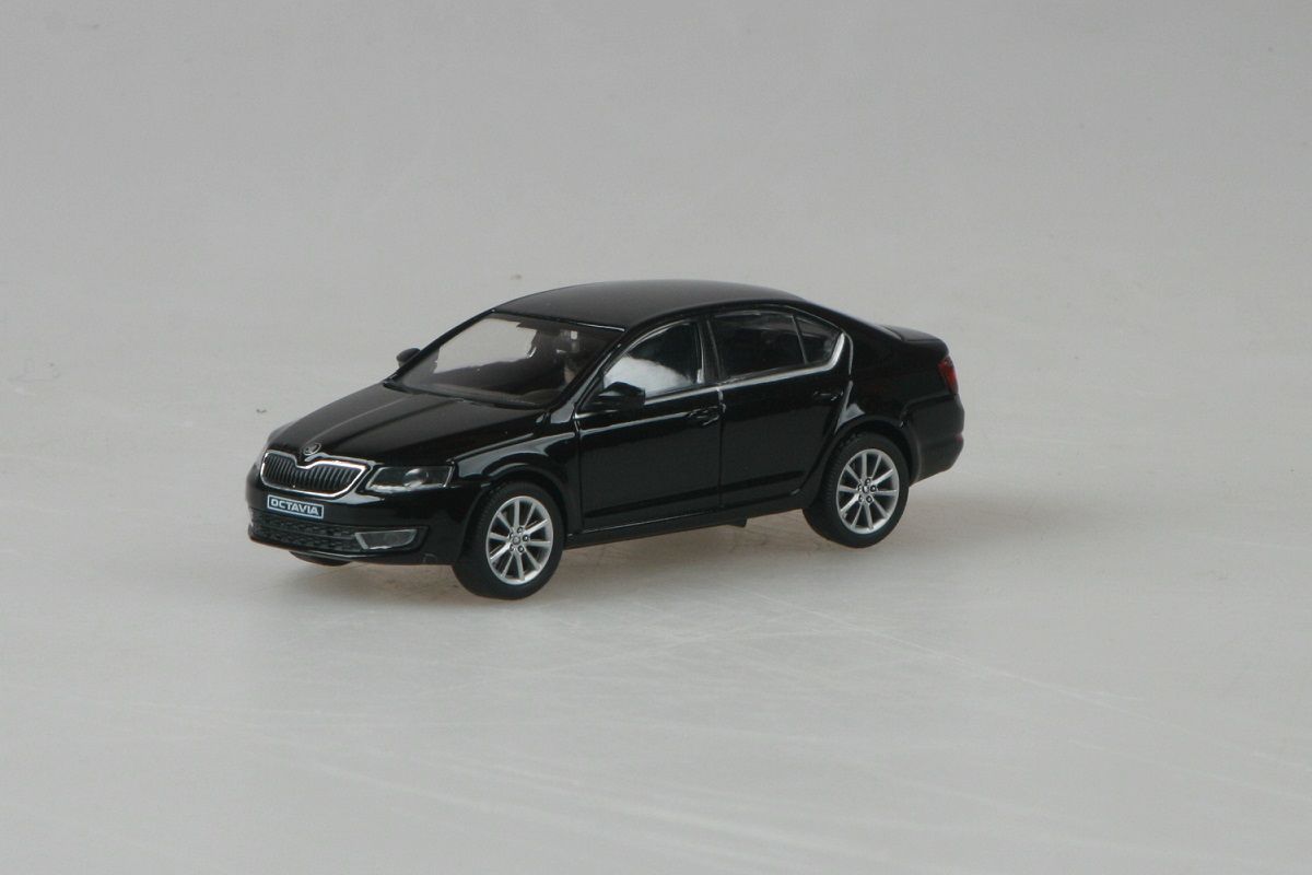 Škoda Octavia III (2012) 1:43 - Černá Magic Metalíza