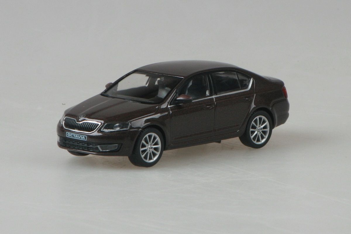 Škoda Octavia III (2012) 1:43 - Hnědá Topaz Metalíza