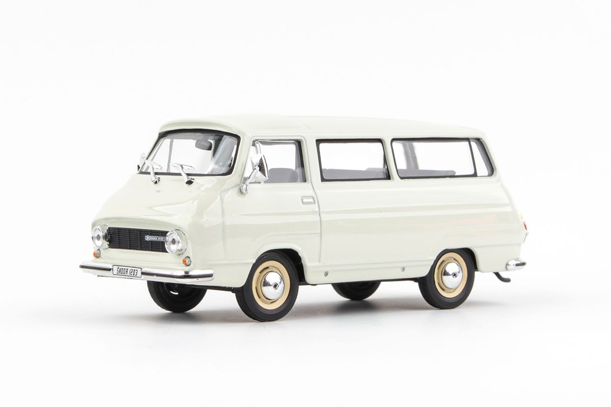Škoda 1203 (1974) 1:43 - Bílá Ledová
