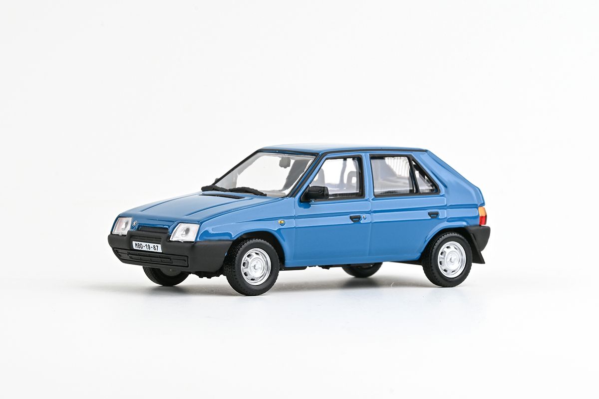 Kovový model Škoda Favorit 136L - Modrá Škoda