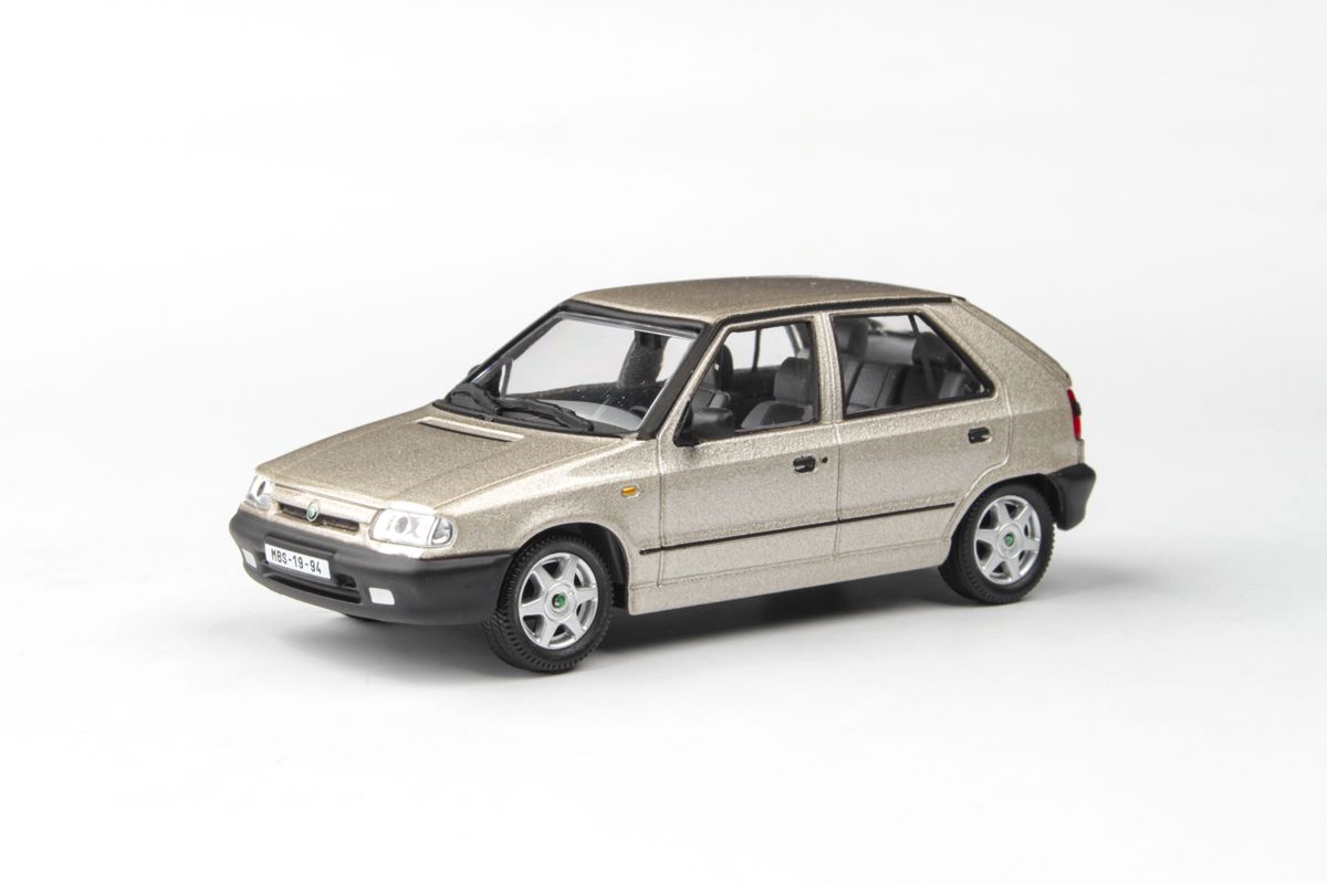 Kovový model Škoda Felicia - Champagne metalíza